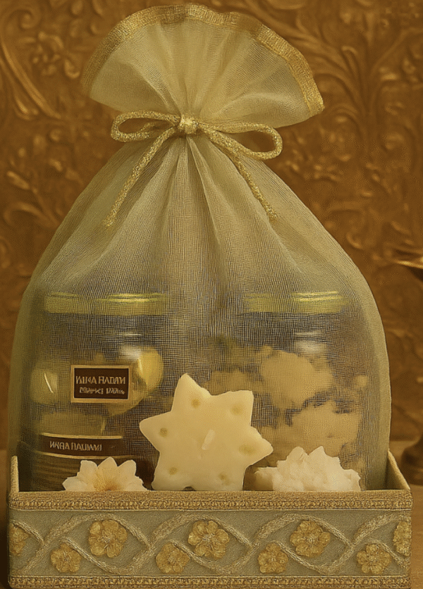 Tanishi Luxury Candles & Kaju Bites Set Gift Hamper – Option B (Trail Mix)